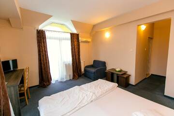 Фотографии Отель Hotel Nicoleta г. Бэйле-Феликс (Румыния) №2 Фото Отель Hotel Nicoleta г. Бэйле-Феликс 2