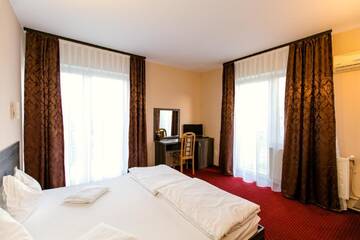 Фотографии Отель Hotel Nicoleta г. Бэйле-Феликс (Румыния) №3 Фото Отель Hotel Nicoleta г. Бэйле-Феликс 3