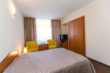 Фотографии Отель Hotel Termal г. Бэйле-Феликс (Румыния) №2 Фото Отель Hotel Termal г. Бэйле-Феликс 2
