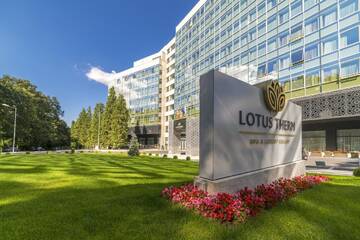 Фотографии Отель Lotus Therm Spa&Luxury Resort г. Бэйле-Феликс (Румыния) №1 Фото Отель Lotus Therm Spa&Luxury Resort г. Бэйле-Феликс 1