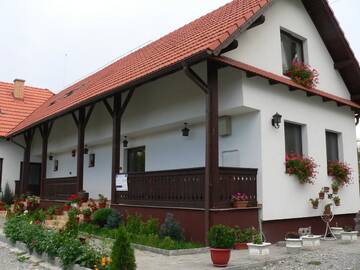 Фотографии Гостевой дом Casa Cu Pridvor г. Бэйле-Феликс (Румыния) №2 Фото Гостевой дом Casa Cu Pridvor г. Бэйле-Феликс 2