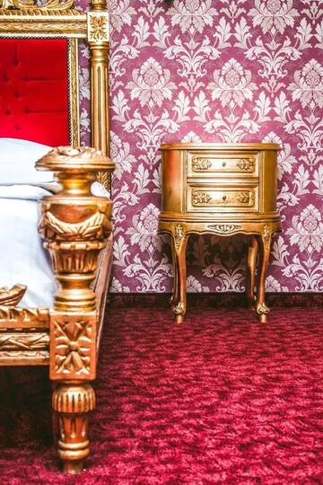 Фото номера Семейный люкс Гостевой дом Casa Antic г. Бэйле-Феликс 9