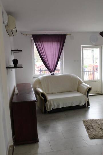 Фото номера Семейный люкс Гостевой дом Pensiunea Pepper House г. Бэйле-Феликс 8