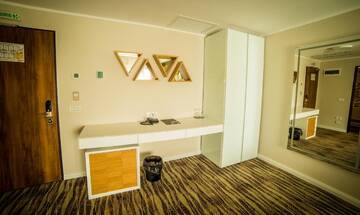 Фото номера Люкс Отель Hotel President SPA г. Бэйле-Феликс 6