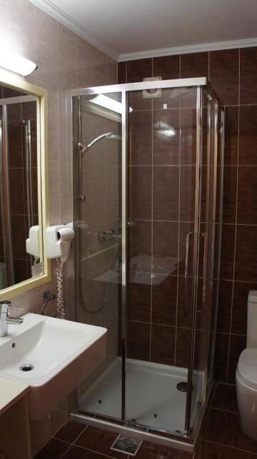 Фото номера Полулюкс Отель Hotel President г. Бэйле-Феликс 3